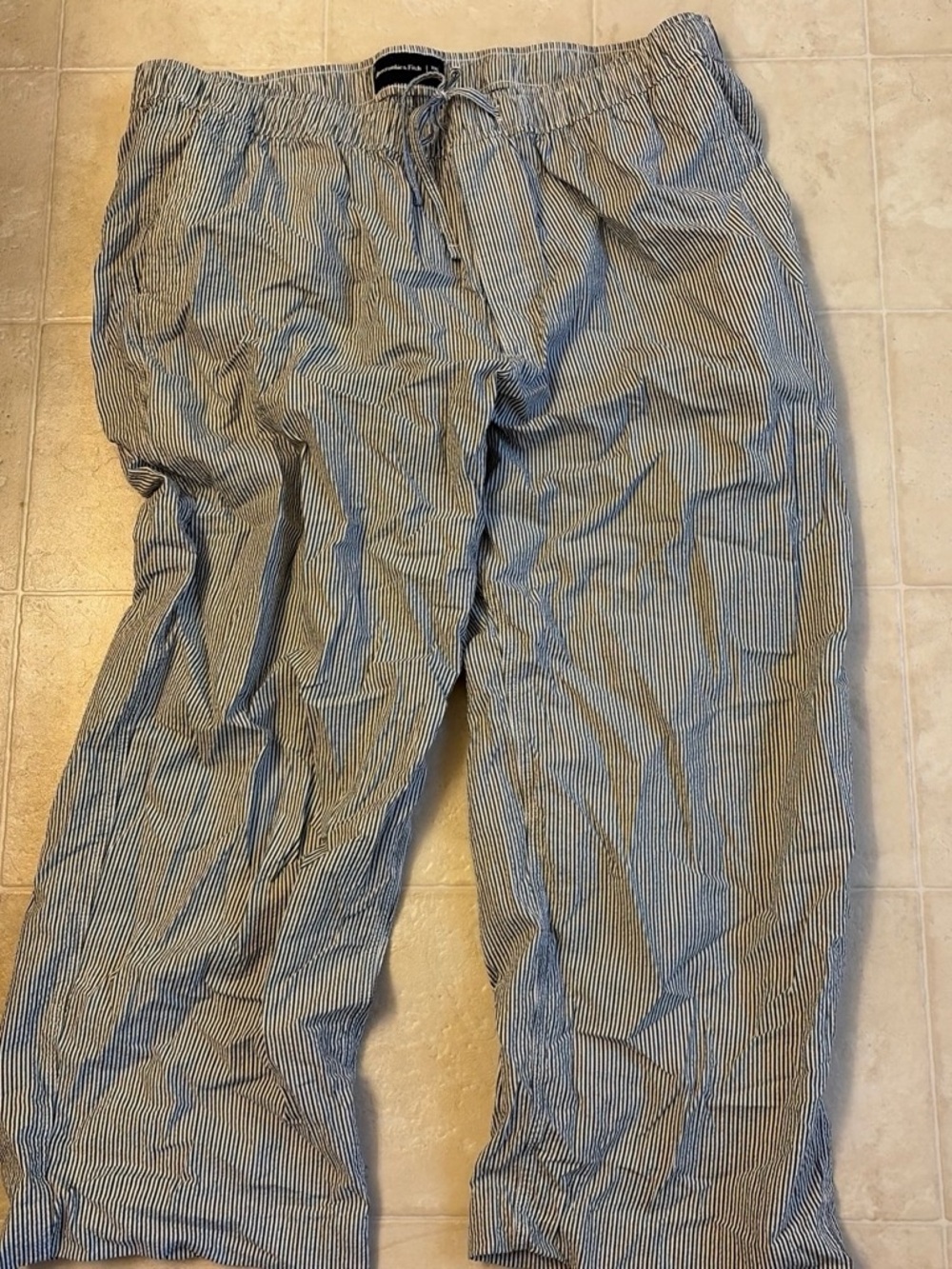 Abercrombie & Fitch Blue and White Striped Seersucker pants